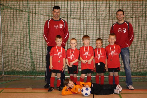 G-Junioren qualifizieren sich souverän für HKM-Endrunde