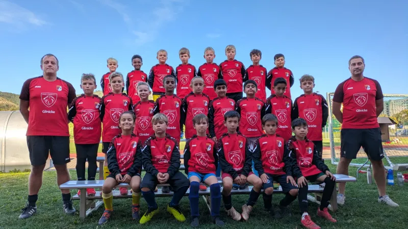 Peugeot Jena unterstützt mit ZIPTOPS und TRAININGSSHIRTS