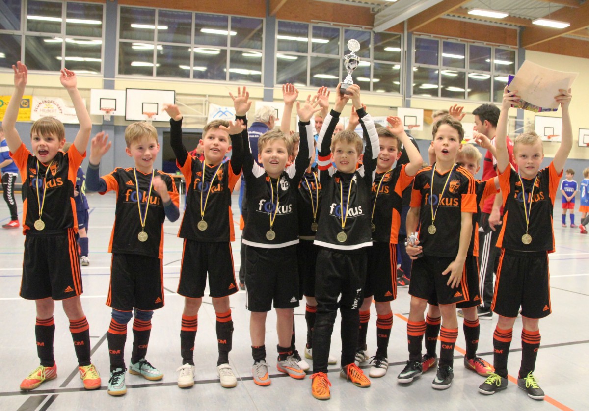 15 Siege, 1 Remis - Verdienter Hallenkreismeister