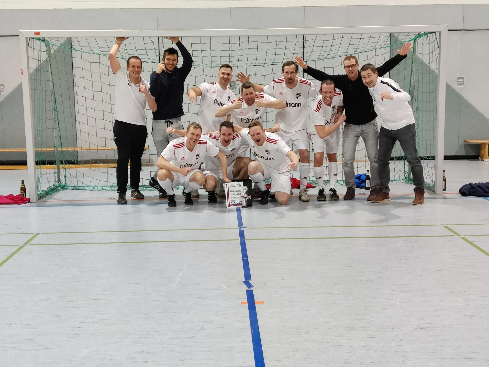 Ü 35 - auf zum nächsten Hallenturnier