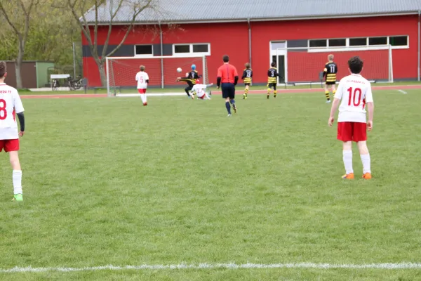 24.04.2016 SV Lobeda 77 vs. FSV Schleiz