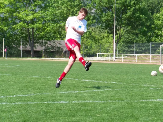 30.04.2011 SV Lobeda 77 vs. SV Kickers Maua